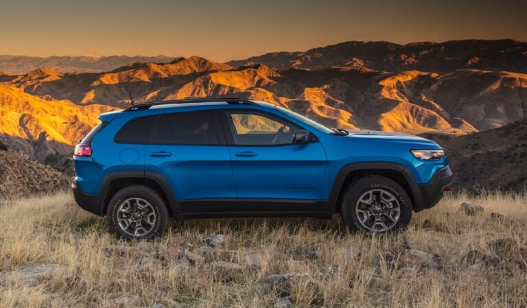 2024 Jeep Cherokee Exterior